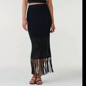NEW VETTA getaway collection knit fringe maxi skirt in black